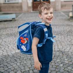 SCOOLI Schulranzen Set EasyFit 5 tlg - Avengers Kind mit Schulranzen seitlich